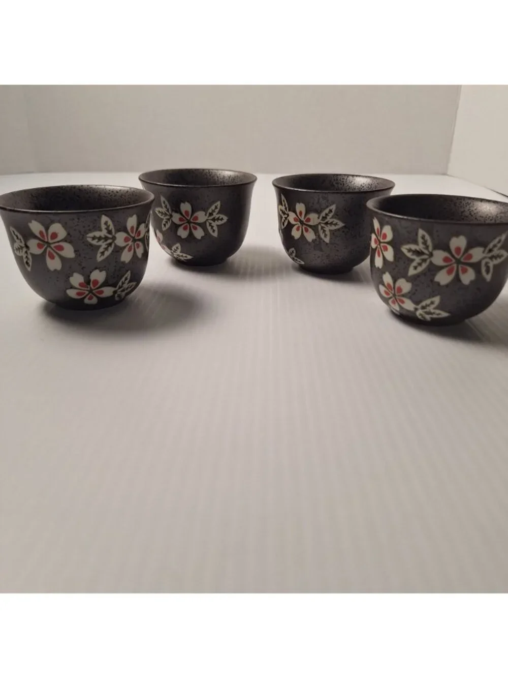 JAPANESE KUTANI WARE STRAINER CEREMONIAL SAKI STYLE TEAPOT CUPS PORCELAIN WICKER